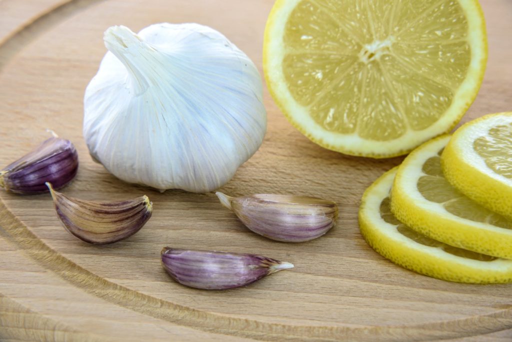 onions and sliced lemons